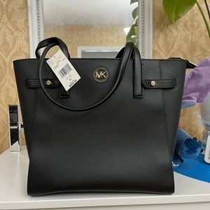 MK Carmen Large Tote